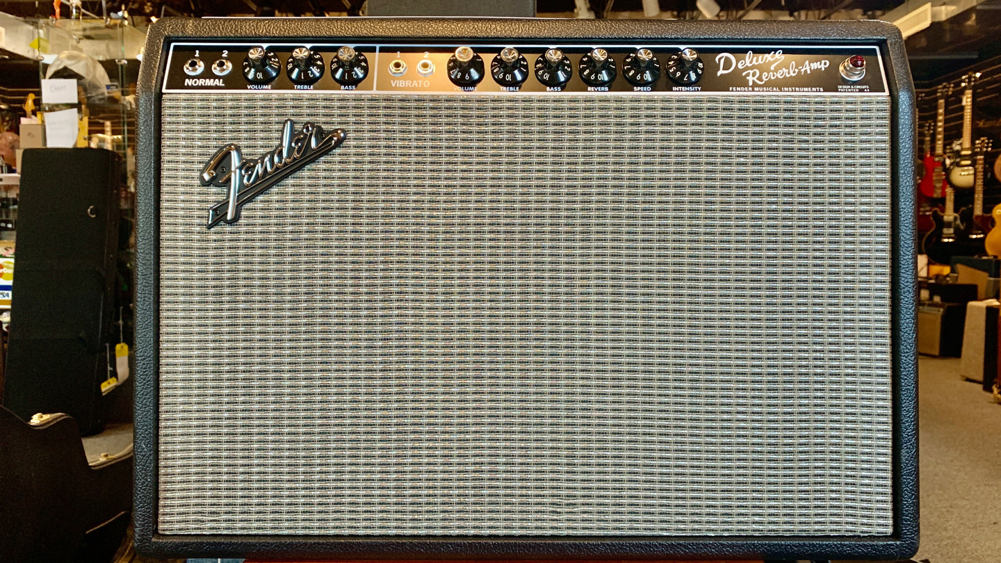 New Fender '65 Deluxe Reverb - Willie's Guitars