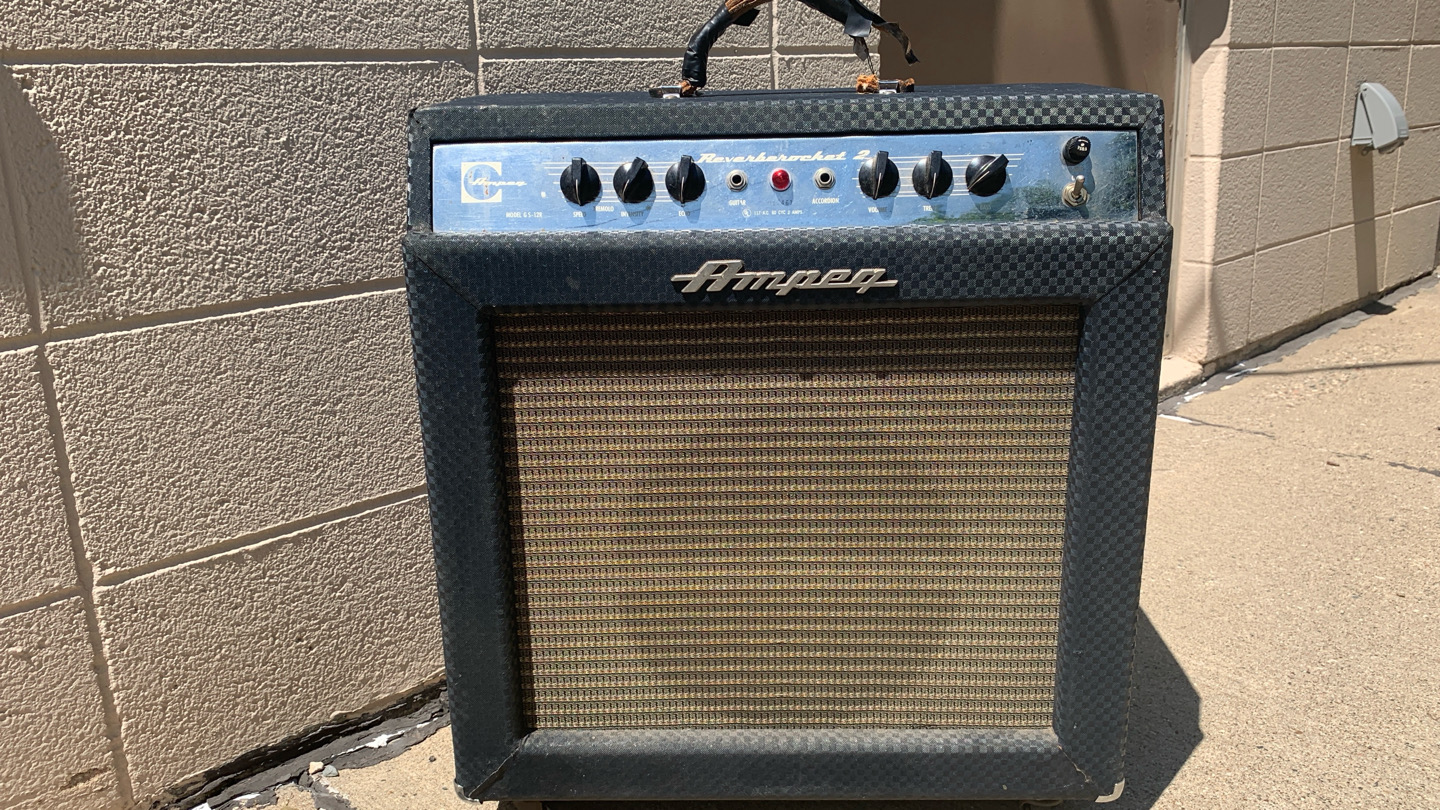 Vintage & Used Archives - Willie's Guitars