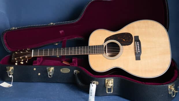 New Martin 00-28 Modern Deluxe #557