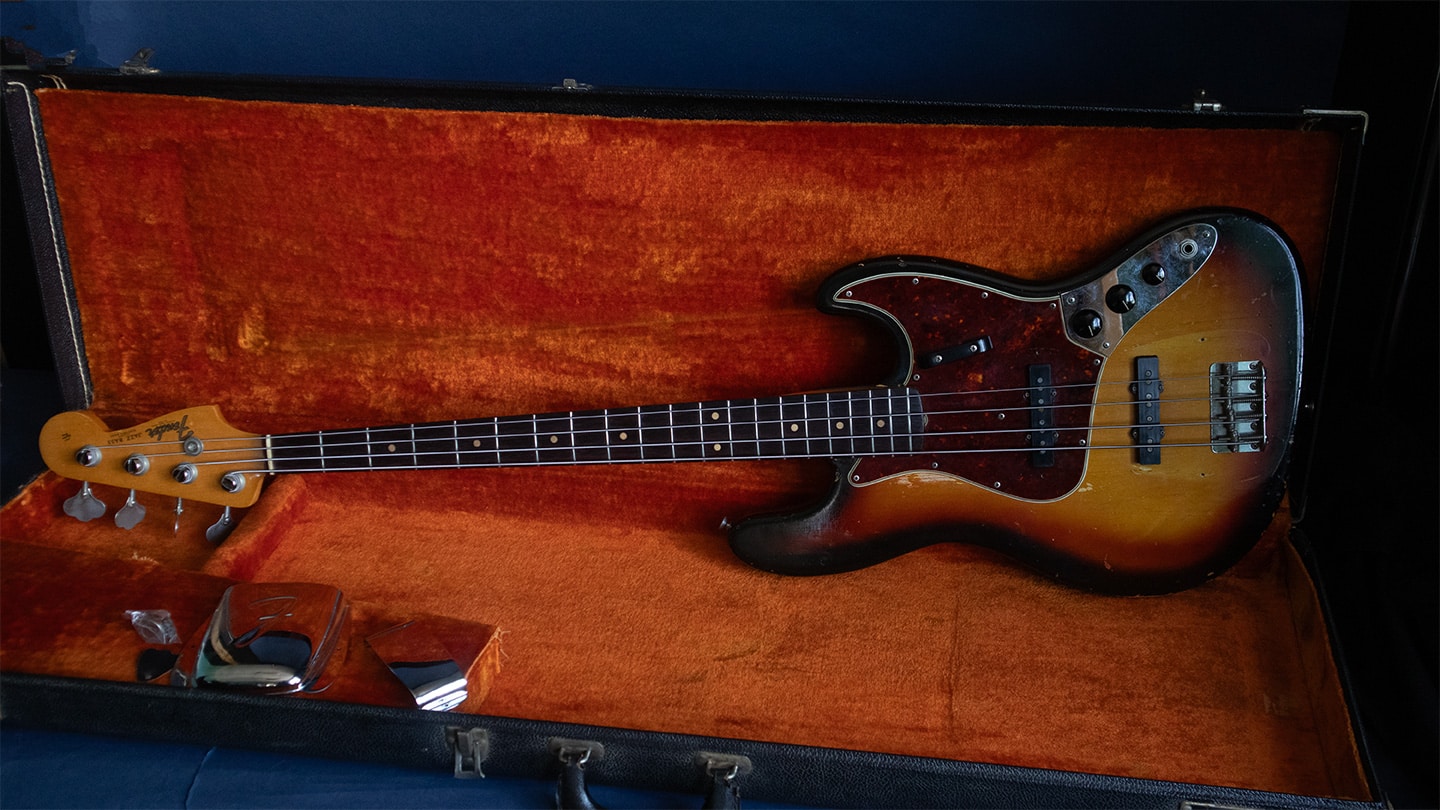 1964 Fender Jazz Bass - Willie's Guitars