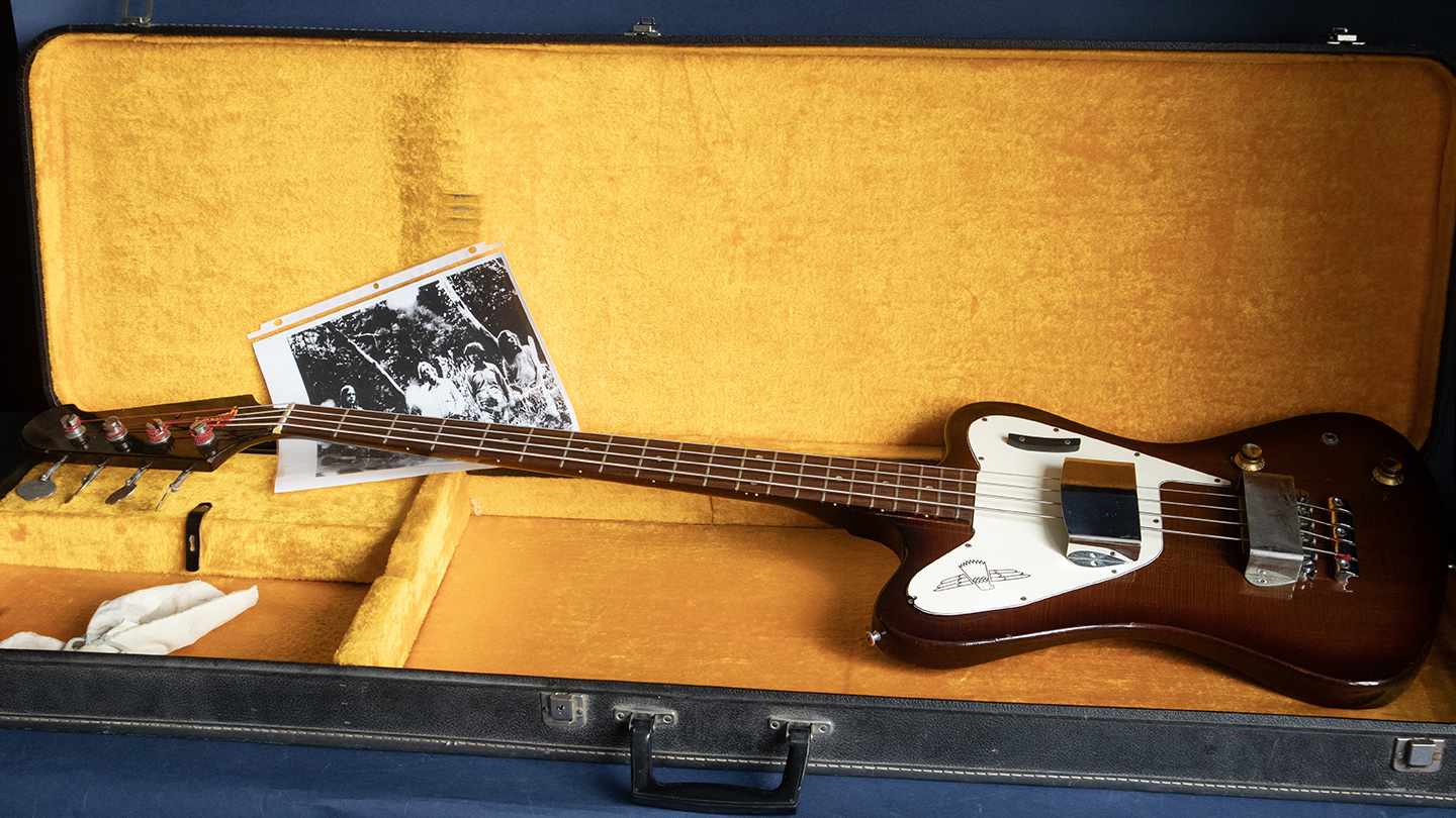 Gibson discount thunderbird case