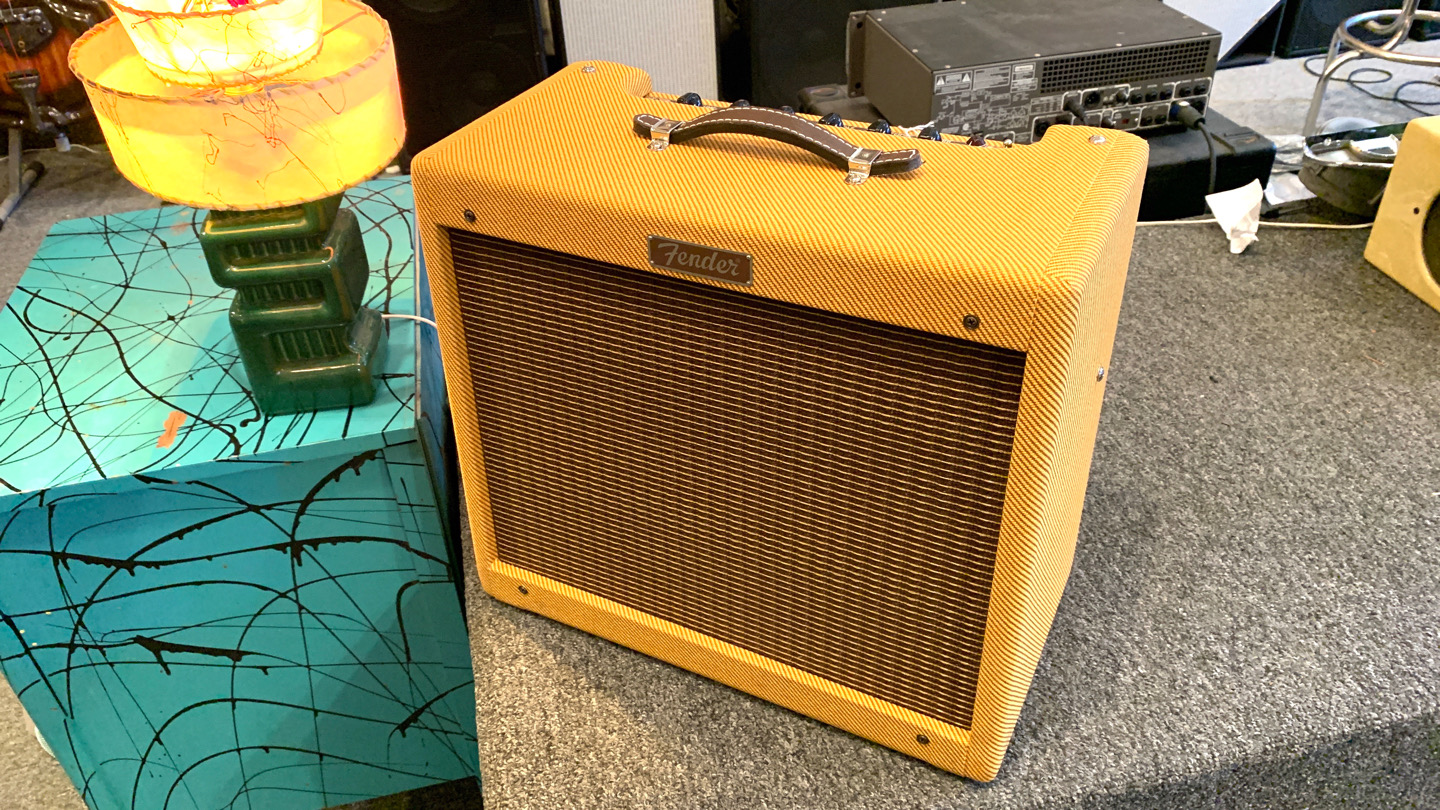 Fender Blues Junior Lacquered Tweed 120V