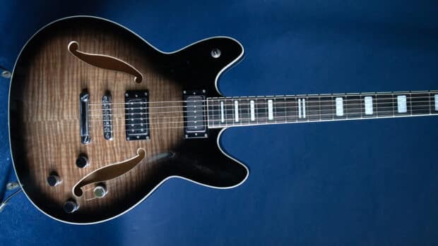 2012 Hagstrom Viking Baritone