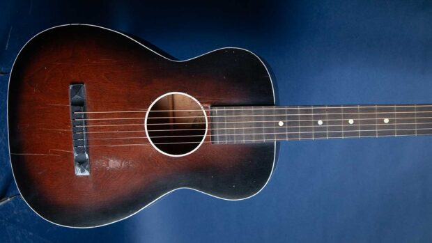 1930's Oahu Hawaiian Square Neck