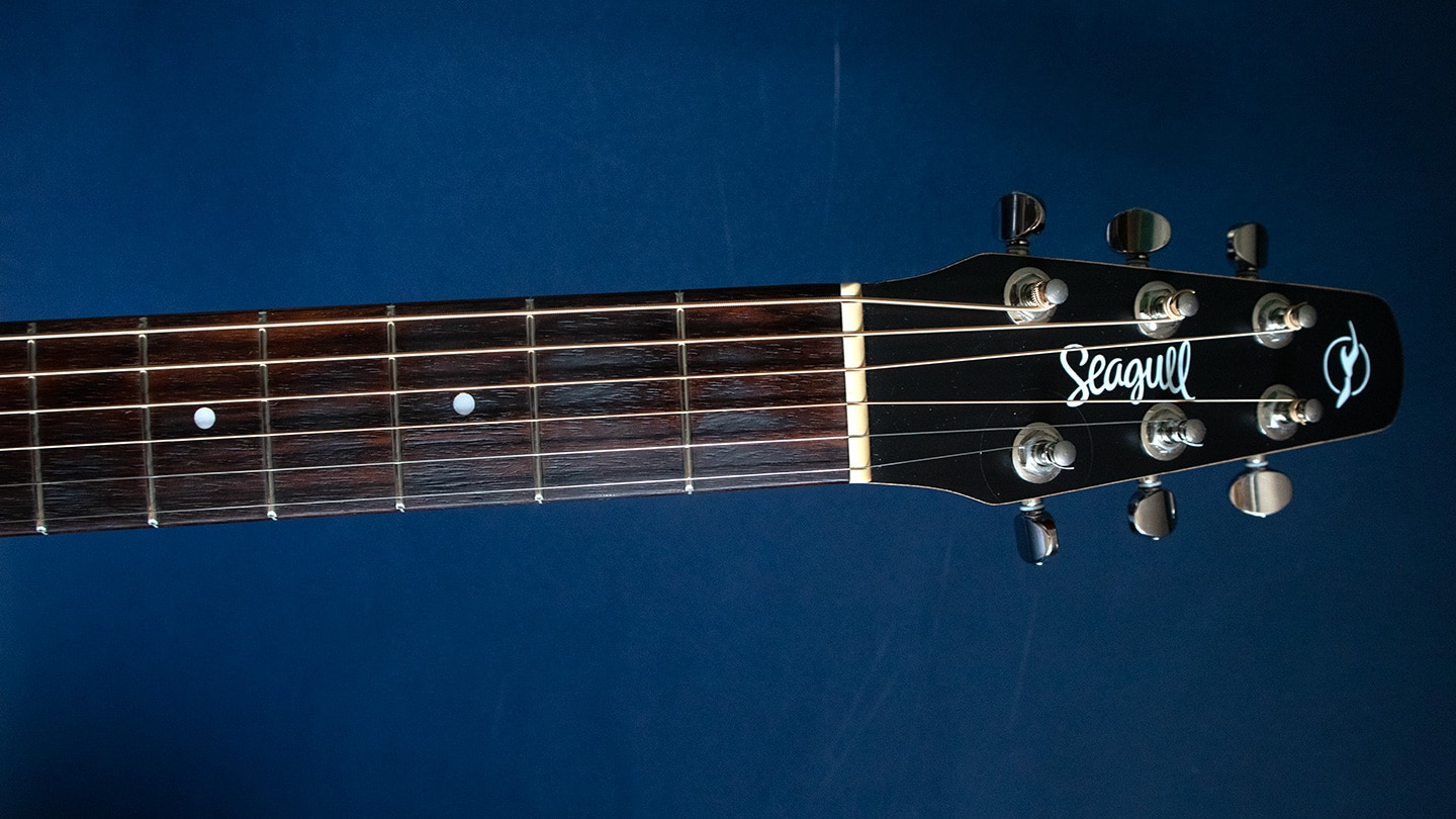 2004 Seagull S6 Classic - Willie's Guitars