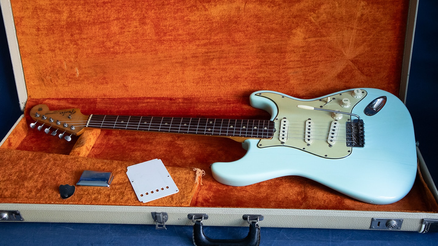 1964 Fender Stratocaster - Willie's Guitars