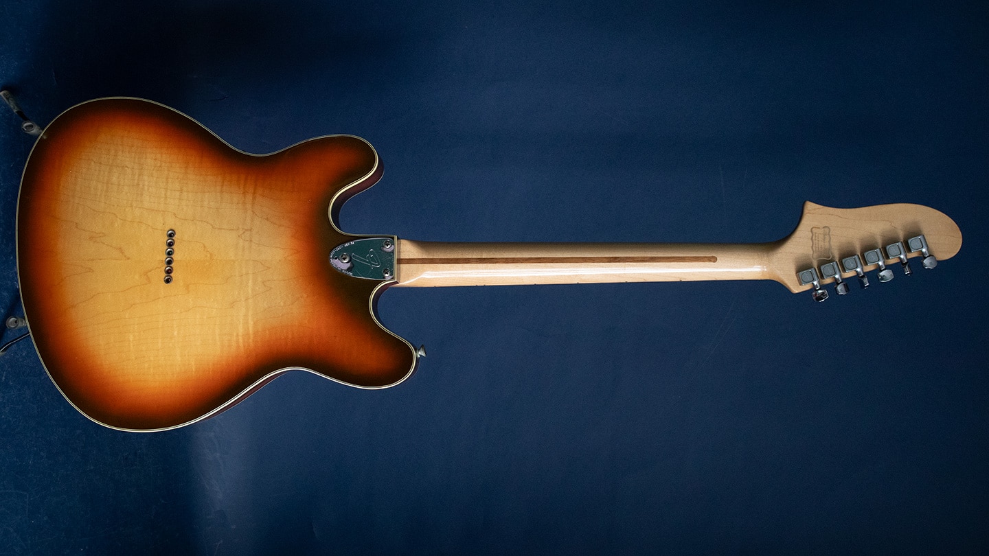 ｓｔａｒｃａｓｔｅｒ..fender 1976 Fender Starcaster - Willie's Guitars